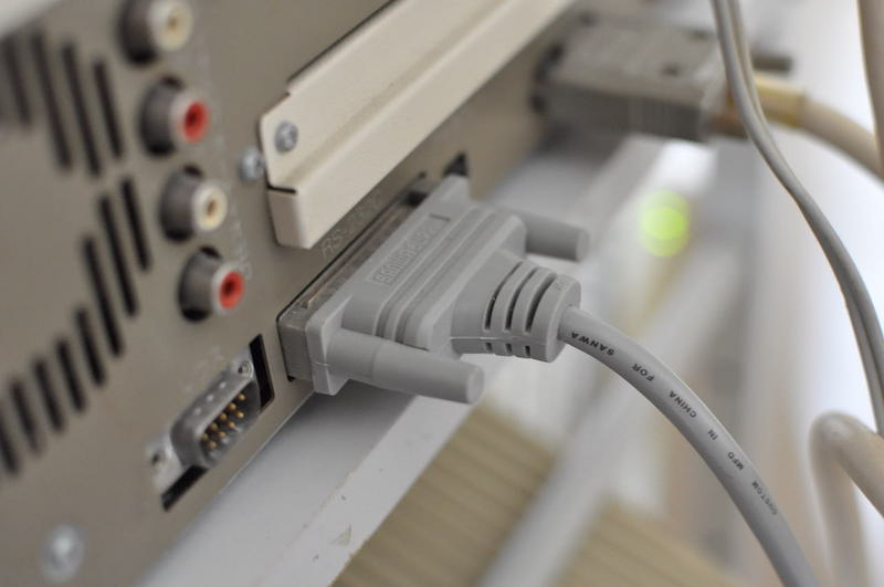 RS-232CシリアルケーブルでPC-8801とPC9821をつなぐ