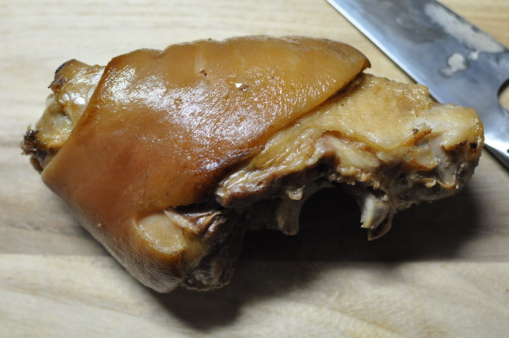 残りの材料をいれて煮込んでいきます