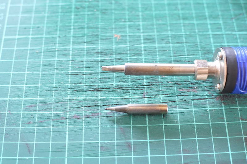 HAKKO半田ごてのコテ先、標準付属品とD型