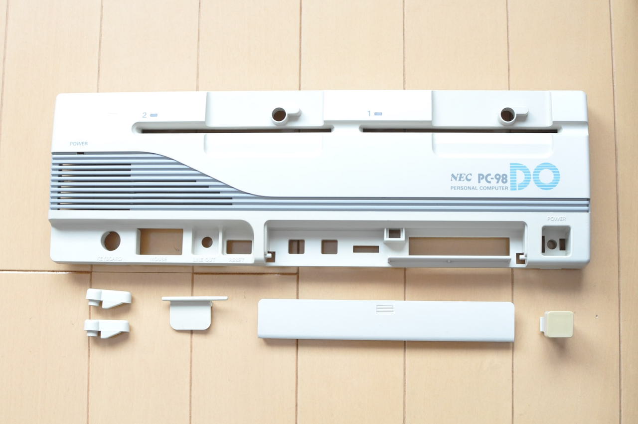 PC-98DOのパネル、漂白作業後