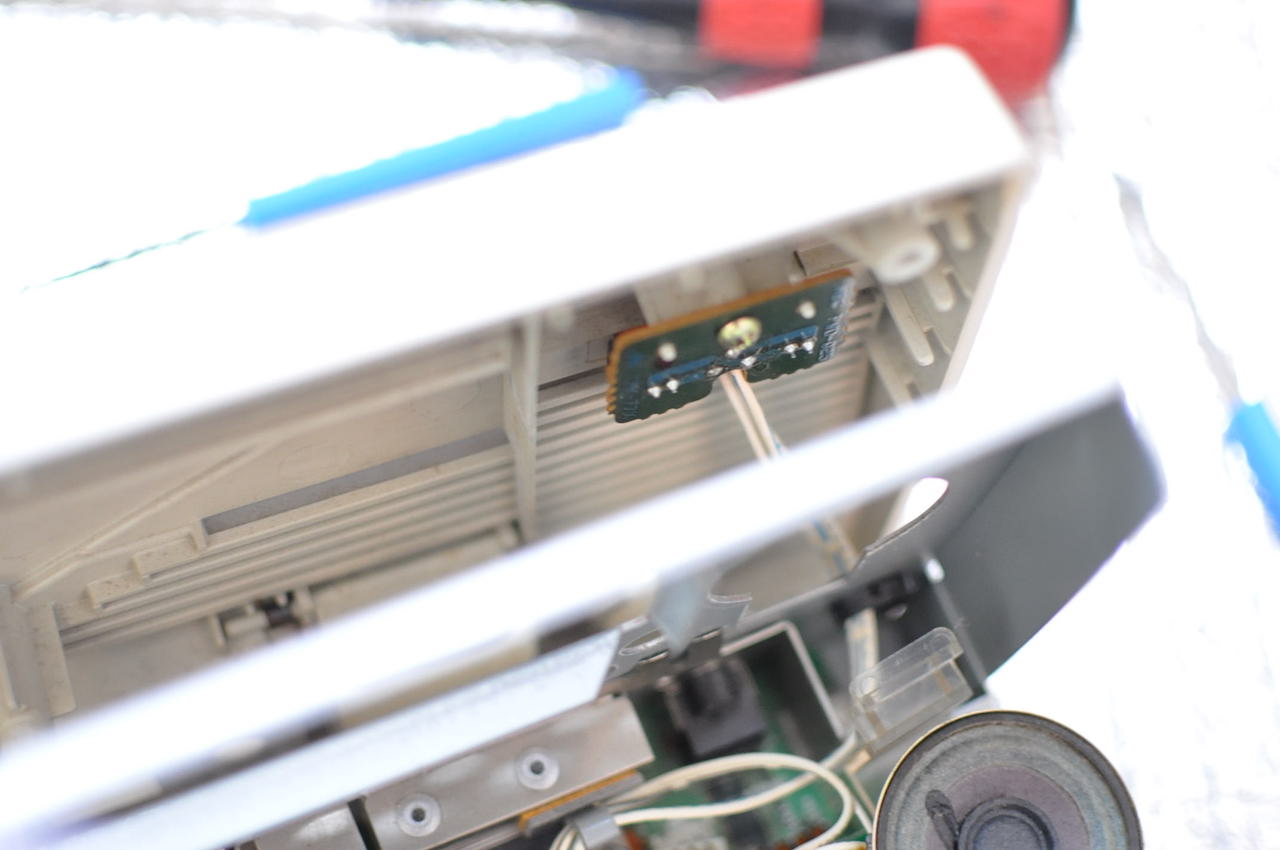 PC-98DO＋のフロントパネル取り外し