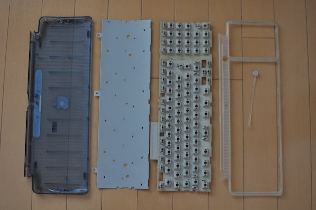 iMac_G3キーボードを分解したところ