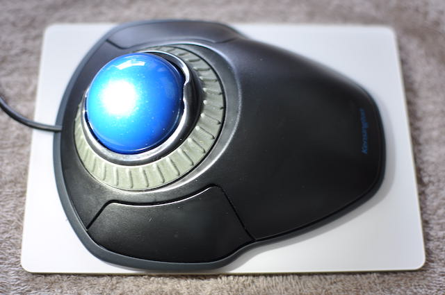 Orbit_Trackballに付属するリストレスト