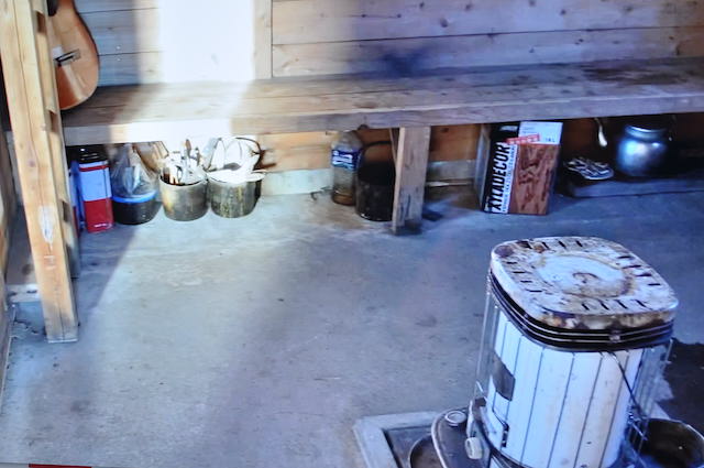 鳥海山の唐獅子平避難小屋
