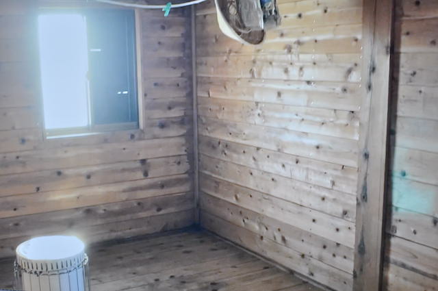 鳥海山の唐獅子平避難小屋