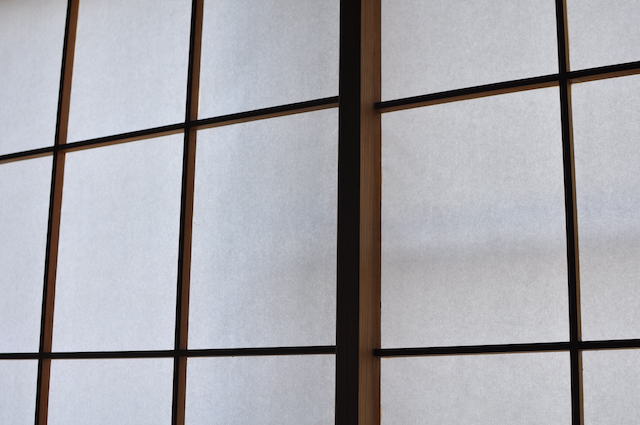 張り替えの終わった障子