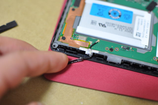 SONY-ReaderのWi-Fiアンテナを外したところ