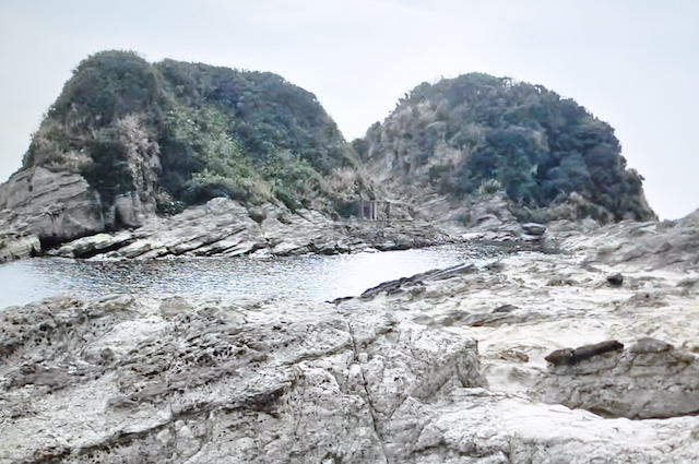 三浦半島、岩礁の道、剣崎岬付近の風景